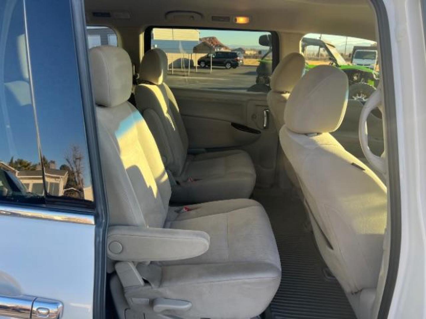 2012 White Pearl /Beige Cloth Interior Nissan Quest 3.5 SV (JN8AE2KP0C9) with an 3.5L V6 DOHC 24V engine, Continuously Variable Transmission transmission, located at 1865 East Red Hills Pkwy, St. George, 84770, (435) 628-0023, 37.120850, -113.543640 - Photo#26