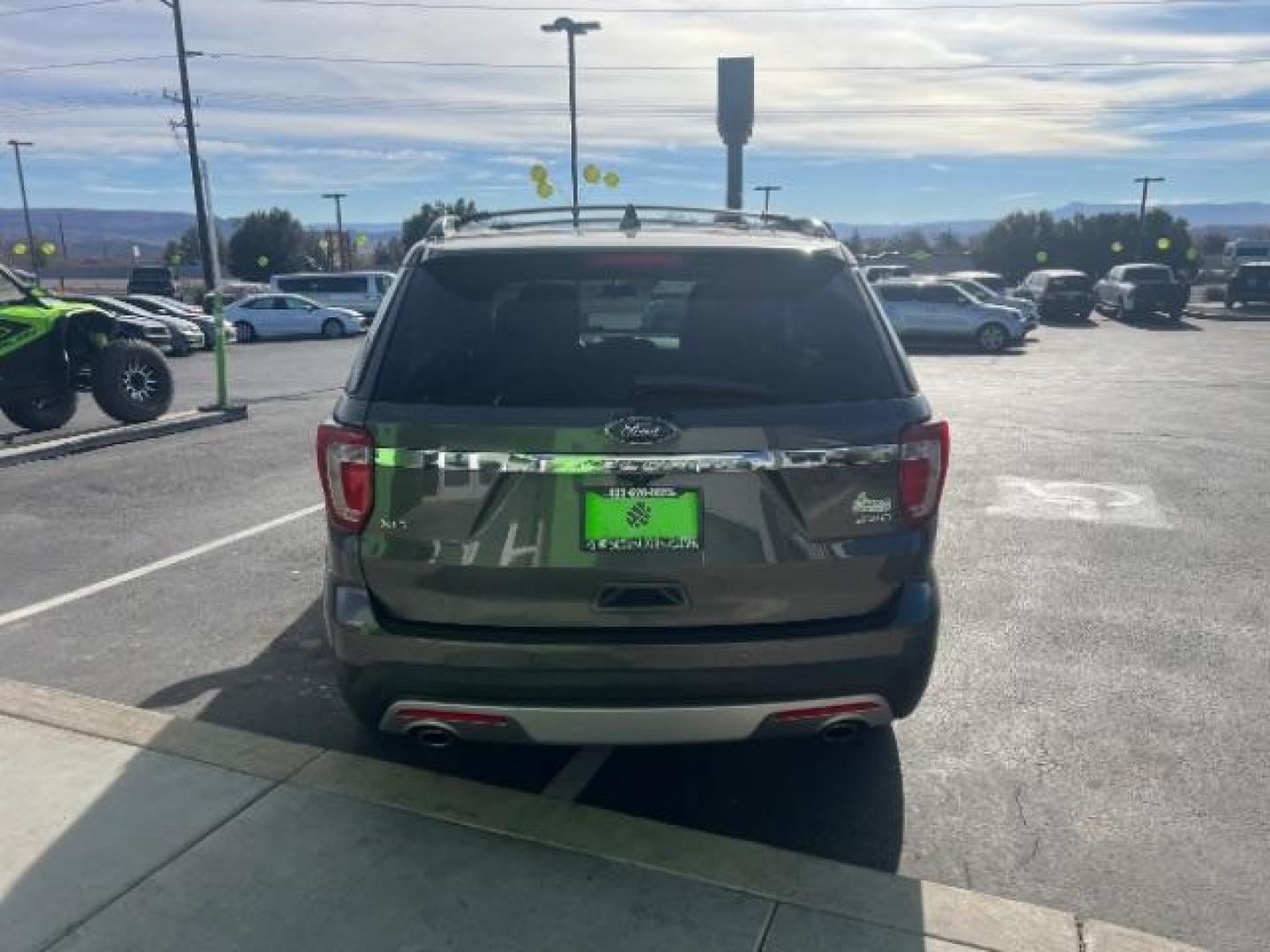 2017 Smoked Quartz Tinted Clearcoat Metallic /Dark Earth w/Ebony Black, leather/sueded microfibe Ford Explorer XLT 4WD (1FM5K8D80HG) with an 3.5L V6 DOHC 24V engine, 6-Speed Automatic transmission, located at 940 North Main Street, Cedar City, UT, 84720, (435) 628-0023, 37.692936, -113.061897 - We specialize in helping ALL people get the best financing available. No matter your credit score, good, bad or none we can get you an amazing rate. Had a bankruptcy, divorce, or repossessions? We give you the green light to get your credit back on the road. Low down and affordable payments that fit - Photo#5