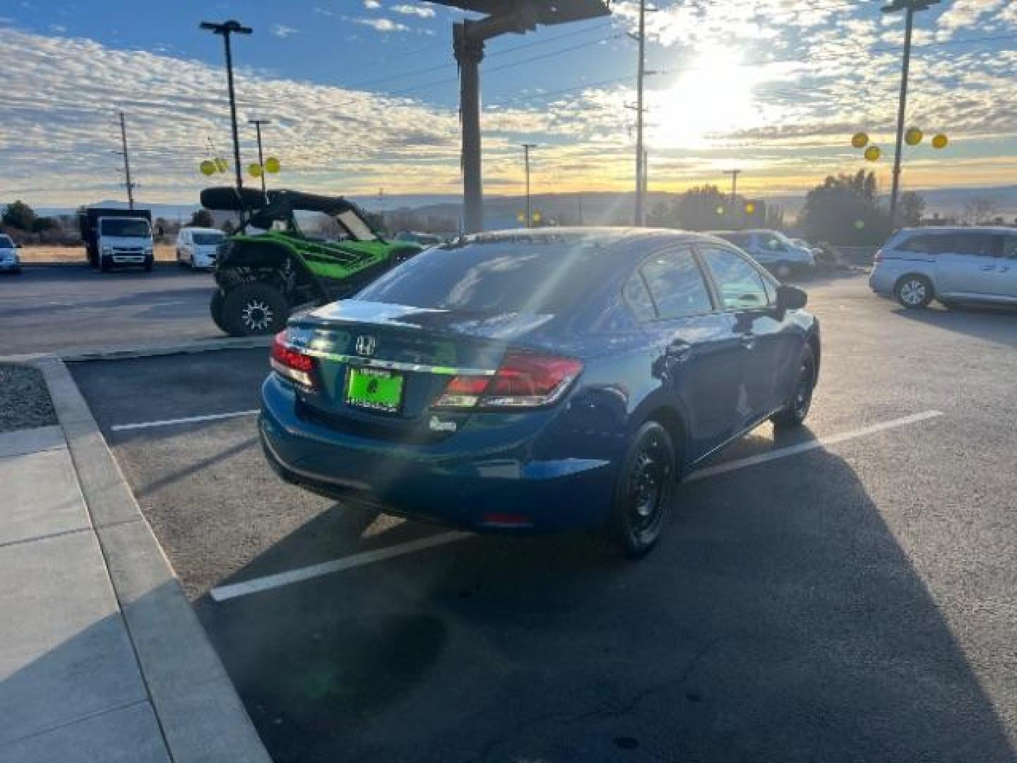 2014 Dyno Blue Pearl /Gray Honda Civic LX Sedan CVT (19XFB2F58EE) with an 1.8L L4 SOHC 16V engine, Continuously Variable Transmission transmission, located at 1865 East Red Hills Pkwy, St. George, 84770, (435) 628-0023, 37.120850, -113.543640 - Photo#6