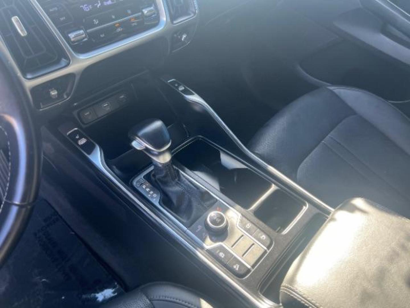 2022 Black /Black Leather Interior Kia Sorento X-Line S (5XYRLDLC5NG) with an 4 CYL engine, AUTOMATIC transmission, located at 1865 East Red Hills Pkwy, St. George, 84770, (435) 628-0023, 37.120850, -113.543640 - We specialize in helping ALL people get the best financing available. No matter your credit score, good, bad or none we can get you an amazing rate. Had a bankruptcy, divorce, or repossessions? We give you the green light to get your credit back on the road. Low down and affordable payments that fit - Photo#16