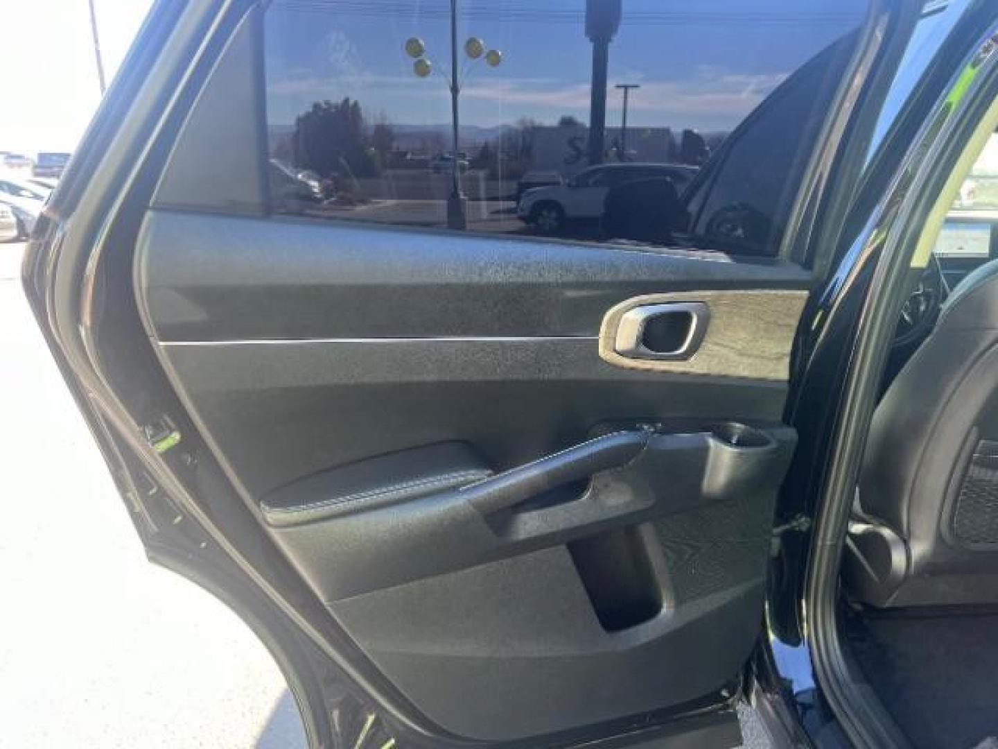 2022 Black /Black Leather Interior Kia Sorento X-Line S (5XYRLDLC5NG) with an 4 CYL engine, AUTOMATIC transmission, located at 1865 East Red Hills Pkwy, St. George, 84770, (435) 628-0023, 37.120850, -113.543640 - We specialize in helping ALL people get the best financing available. No matter your credit score, good, bad or none we can get you an amazing rate. Had a bankruptcy, divorce, or repossessions? We give you the green light to get your credit back on the road. Low down and affordable payments that fit - Photo#19