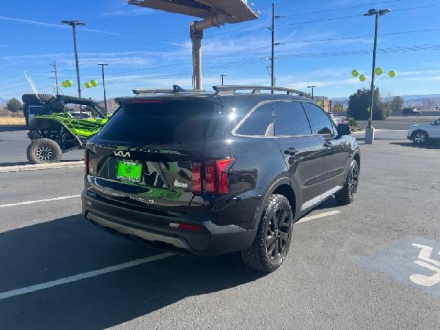 2022 Black /Black Leather Interior Kia Sorento X-Line S (5XYRLDLC5NG) with an 4 CYL engine, AUTOMATIC transmission, located at 1865 East Red Hills Pkwy, St. George, 84770, (435) 628-0023, 37.120850, -113.543640 - We specialize in helping ALL people get the best financing available. No matter your credit score, good, bad or none we can get you an amazing rate. Had a bankruptcy, divorce, or repossessions? We give you the green light to get your credit back on the road. Low down and affordable payments that fit - Photo#6