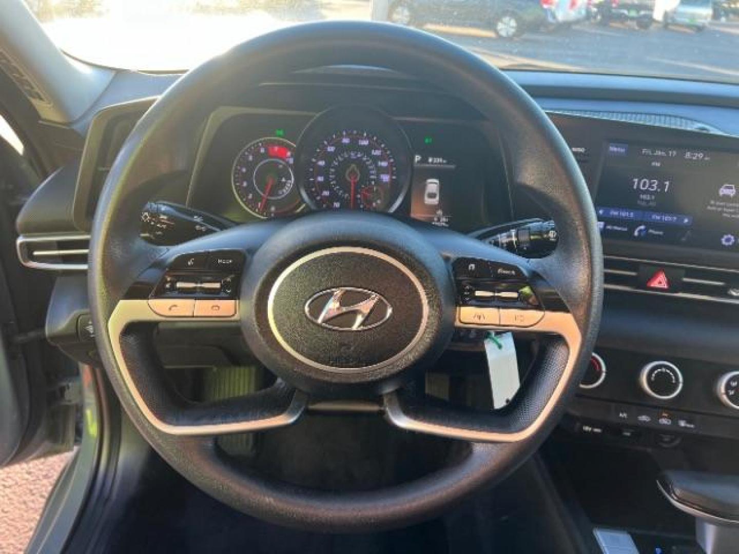 2021 Portofino Gray /Black Hyundai Elantra SE (KMHLL4AG0MU) with an 2.0L L4 DOHC 16V engine, 6-Speed Automatic transmission, located at 1865 East Red Hills Pkwy, St. George, 84770, (435) 628-0023, 37.120850, -113.543640 - We specialize in helping ALL people get the best financing available. No matter your credit score, good, bad or none we can get you an amazing rate. Had a bankruptcy, divorce, or repossessions? We give you the green light to get your credit back on the road. Low down and affordable payments that fit - Photo#14