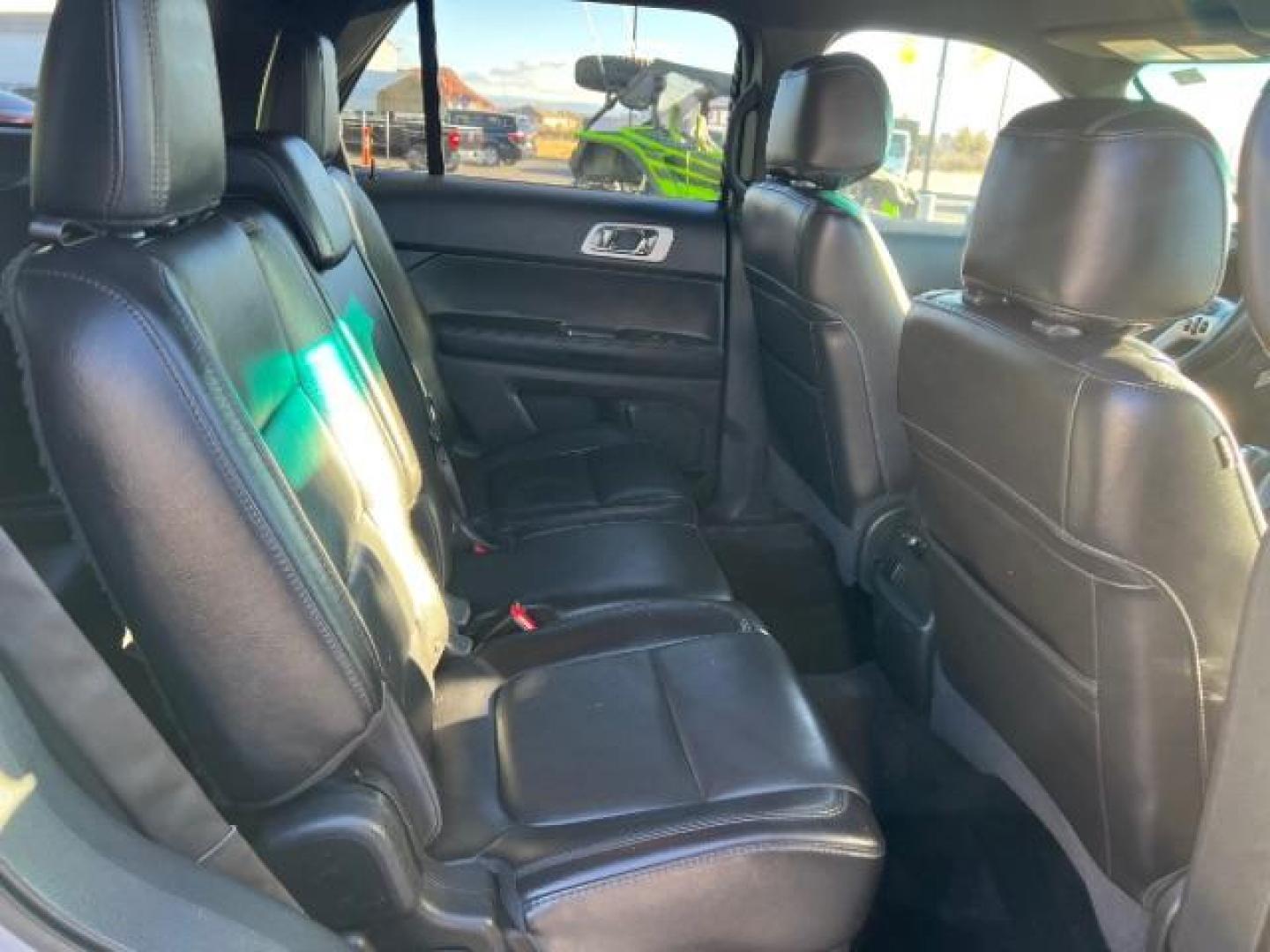 2013 Ingot Silver Metallic /Charcoal Black Leather Interior Ford Explorer XLT FWD (1FM5K7D86DG) with an 3.5L V6 DOHC 24V engine, 6-Speed Automatic transmission, located at 1865 East Red Hills Pkwy, St. George, 84770, (435) 628-0023, 37.120850, -113.543640 - Photo#30