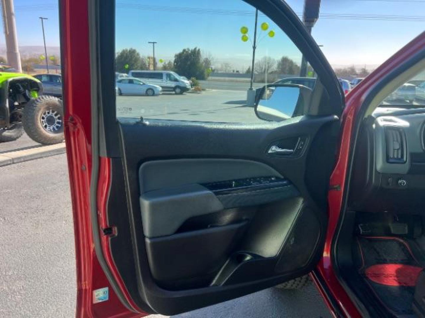 2016 Red Rock Metallic /Jet Black, leatherette/cloth Chevrolet Colorado Z71 Crew Cab 2WD Short Box (1GCGSDE36G1) with an 3.6L V6 DOHC 24V engine, 6-Speed Automatic transmission, located at 1865 East Red Hills Pkwy, St. George, 84770, (435) 628-0023, 37.120850, -113.543640 - We specialize in helping ALL people get the best financing available. No matter your credit score, good, bad or none we can get you an amazing rate. Had a bankruptcy, divorce, or repossessions? We give you the green light to get your credit back on the road. Low down and affordable payments that fit - Photo#12