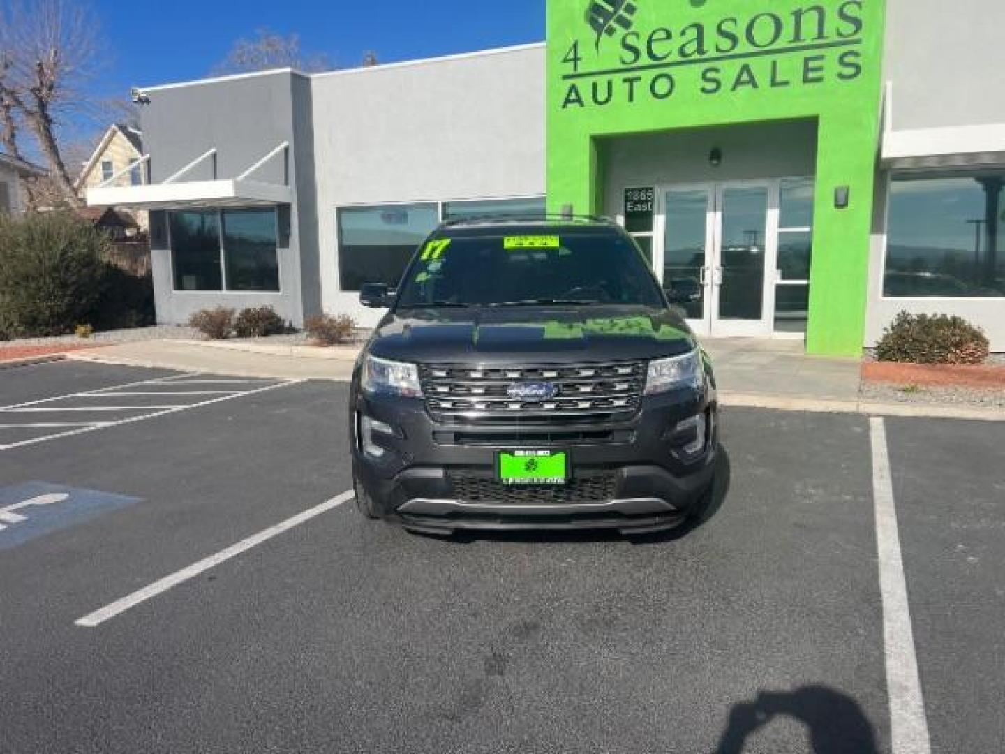 2017 Smoked Quartz Tinted Clearcoat Metallic /Dark Earth w/Ebony Black, leather/sueded microfibe Ford Explorer XLT FWD (1FM5K7D88HG) with an 3.5L V6 DOHC 24V engine, 6-Speed Automatic transmission, located at 1865 East Red Hills Pkwy, St. George, 84770, (435) 628-0023, 37.120850, -113.543640 - We specialize in helping ALL people get the best financing available. No matter your credit score, good, bad or none we can get you an amazing rate. Had a bankruptcy, divorce, or repossessions? We give you the green light to get your credit back on the road. Low down and affordable payments that fit - Photo#1