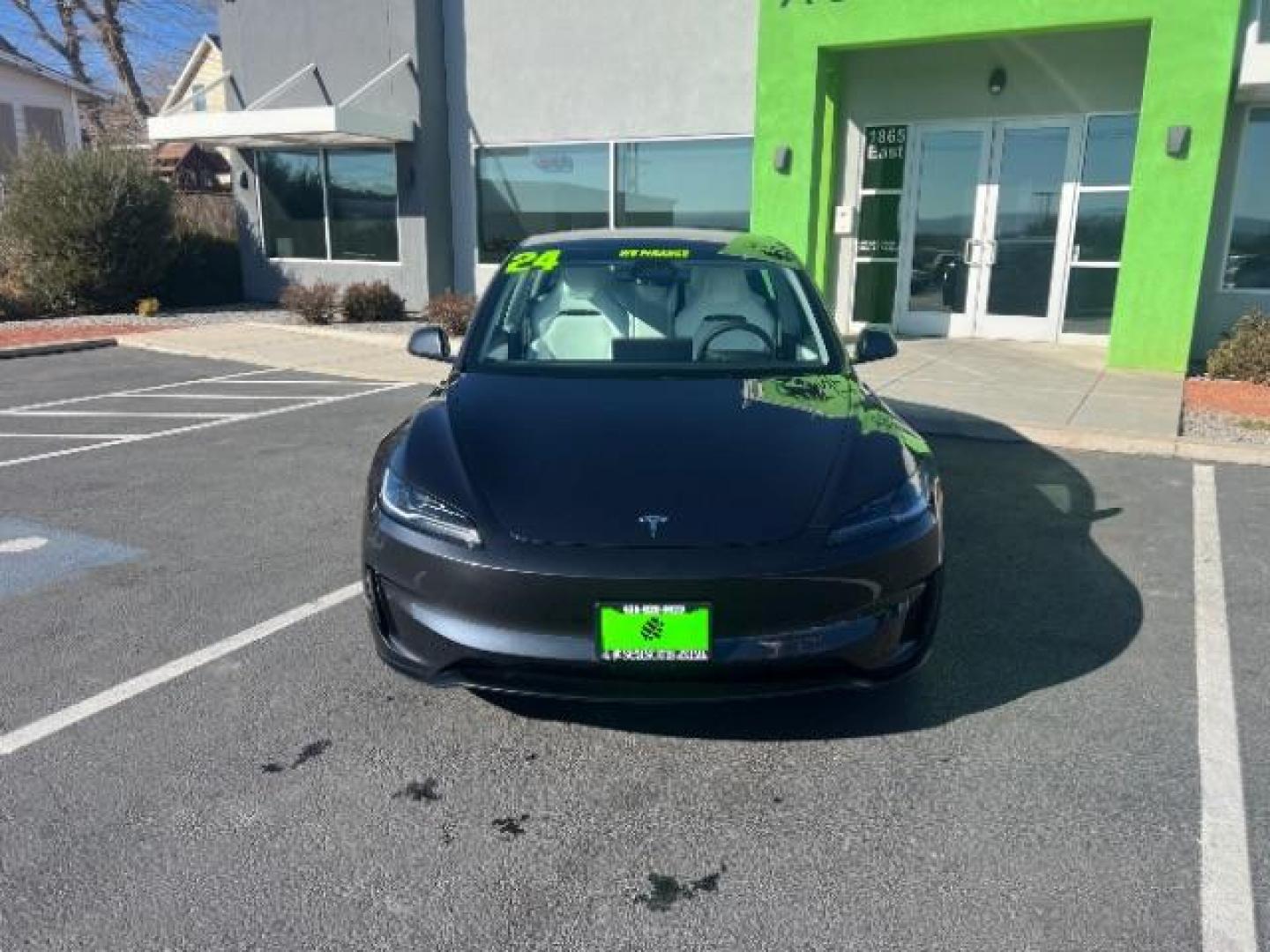 2024 Stealth Gray /Black and White Tesla Model 3 Plaid (5YJ3E1ET4RF) with an ELECTRIC engine, 1-Speed Automatic transmission, located at 1865 East Red Hills Pkwy, St. George, 84770, (435) 628-0023, 37.120850, -113.543640 - Experience the exhilarating performance of the near-new, redesigned 2024 Tesla Model 3 Performance. This high-performance sedan boasts 510 horsepower, accelerating from 0 to 60 mph in just 2.9 seconds, with a top speed of 163 mph. Equipped with adaptive suspension and track mode, it offers a dynamic - Photo#3