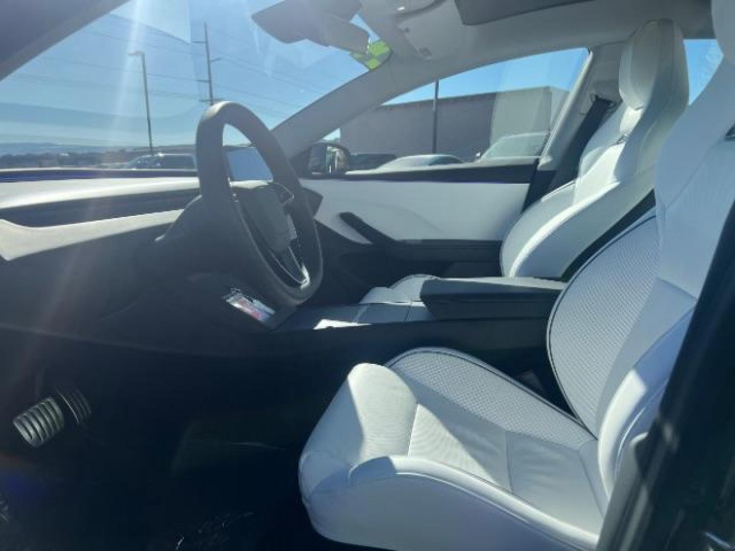 2024 Stealth Gray /Black and White Tesla Model 3 Plaid (5YJ3E1ET4RF) with an ELECTRIC engine, 1-Speed Automatic transmission, located at 1865 East Red Hills Pkwy, St. George, 84770, (435) 628-0023, 37.120850, -113.543640 - Experience the exhilarating performance of the near-new, redesigned 2024 Tesla Model 3 Performance. This high-performance sedan boasts 510 horsepower, accelerating from 0 to 60 mph in just 2.9 seconds, with a top speed of 163 mph. Equipped with adaptive suspension and track mode, it offers a dynamic - Photo#16