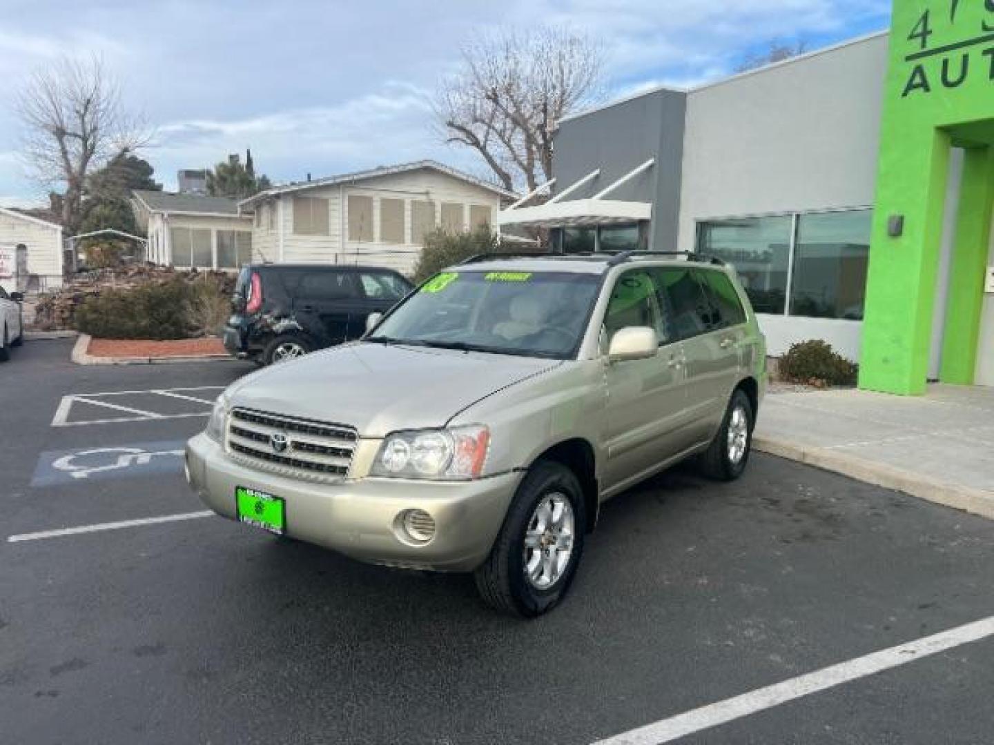 2003 Vintage Gold Metallic /Ivory Cloth Interior Trim Toyota Highlander V6 2WD (JTEGF21A830) with an 3.0L V6 DOHC 24V engine, 4-Speed Automatic transmission, located at 1865 East Red Hills Pkwy, St. George, 84770, (435) 628-0023, 37.120850, -113.543640 - We specialize in helping ALL people get the best financing available. No matter your credit score, good, bad or none we can get you an amazing rate. Had a bankruptcy, divorce, or repossessions? We give you the green light to get your credit back on the road. Low down and affordable payments that fit - Photo#2