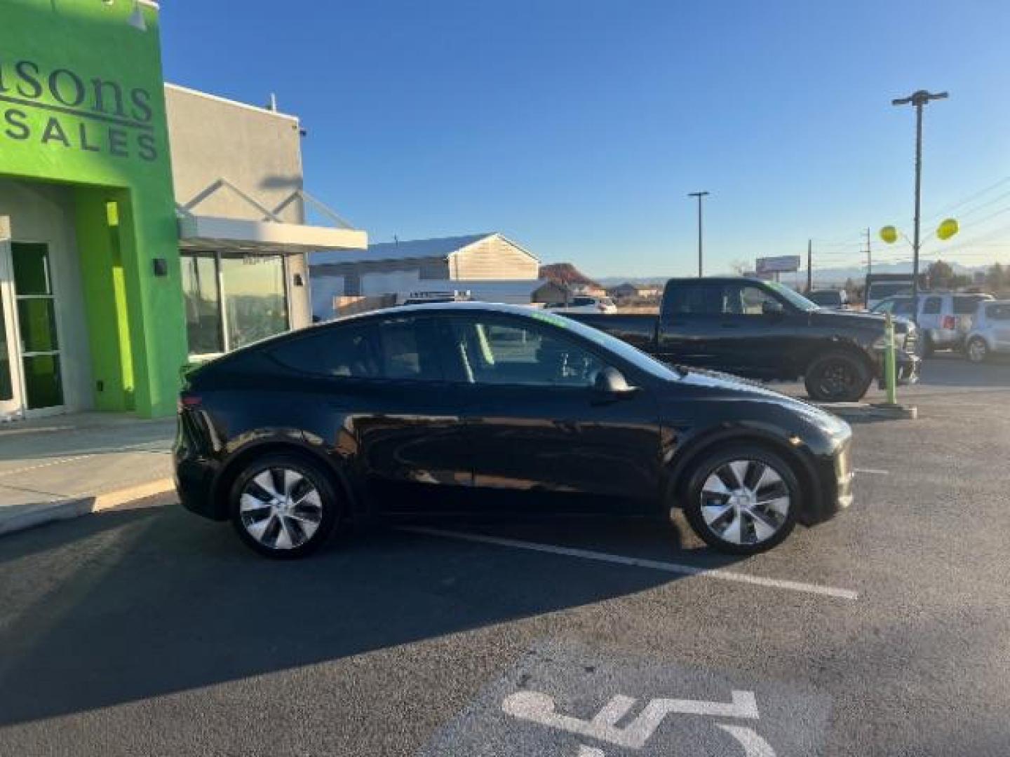 2021 Black /Black Tesla Model Y Long Range (5YJYGDEE5MF) with an Electric engine, 1 Speed-Automatic transmission, located at 1865 East Red Hills Pkwy, St. George, 84770, (435) 628-0023, 37.120850, -113.543640 - This 2021 Tesla Model Y Long Range is the perfect blend of speed, efficiency, and cutting-edge technology. With Dual Motor All-Wheel Drive, it accelerates from 0 to 60 mph in just 4.8 seconds while delivering an impressive 326-mile range on a single charge. Inside, enjoy a spacious, modern interior - Photo#9