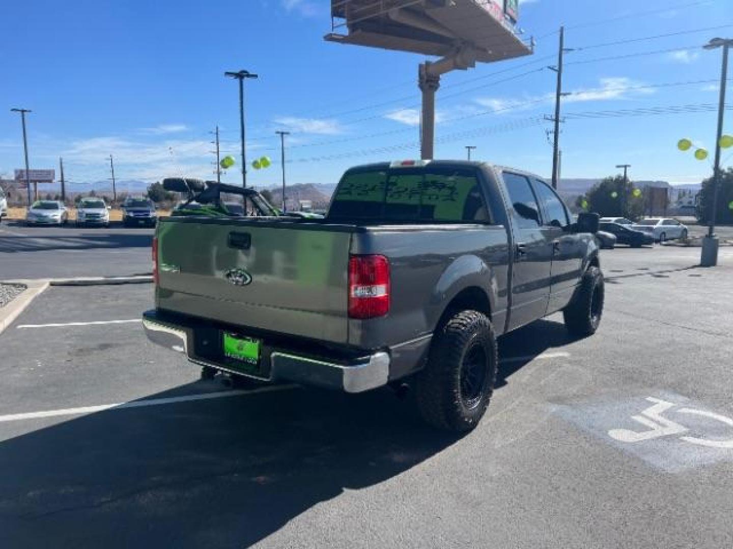 2005 Dark Shadow Gray Clearcoat Metallic /Dark Flint Ford F-150 XLT (1FTRW12W05F) with an Triton 4.6L V-8 regular unleaded engine, AUTOMATIC transmission, located at 1865 East Red Hills Pkwy, St. George, 84770, (435) 628-0023, 37.120850, -113.543640 - We specialize in helping ALL people get the best financing available. No matter your credit score, good, bad or none we can get you an amazing rate. Had a bankruptcy, divorce, or repossessions? We give you the green light to get your credit back on the road. Low down and affordable payments that fit - Photo#6