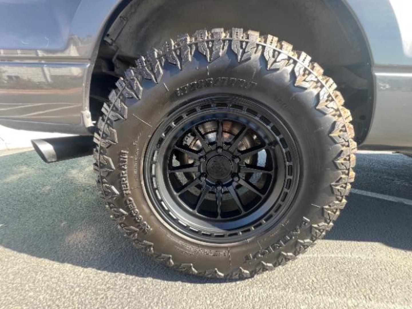 2005 Dark Shadow Gray Clearcoat Metallic /Dark Flint Ford F-150 XLT (1FTRW12W05F) with an Triton 4.6L V-8 regular unleaded engine, AUTOMATIC transmission, located at 1865 East Red Hills Pkwy, St. George, 84770, (435) 628-0023, 37.120850, -113.543640 - We specialize in helping ALL people get the best financing available. No matter your credit score, good, bad or none we can get you an amazing rate. Had a bankruptcy, divorce, or repossessions? We give you the green light to get your credit back on the road. Low down and affordable payments that fit - Photo#9