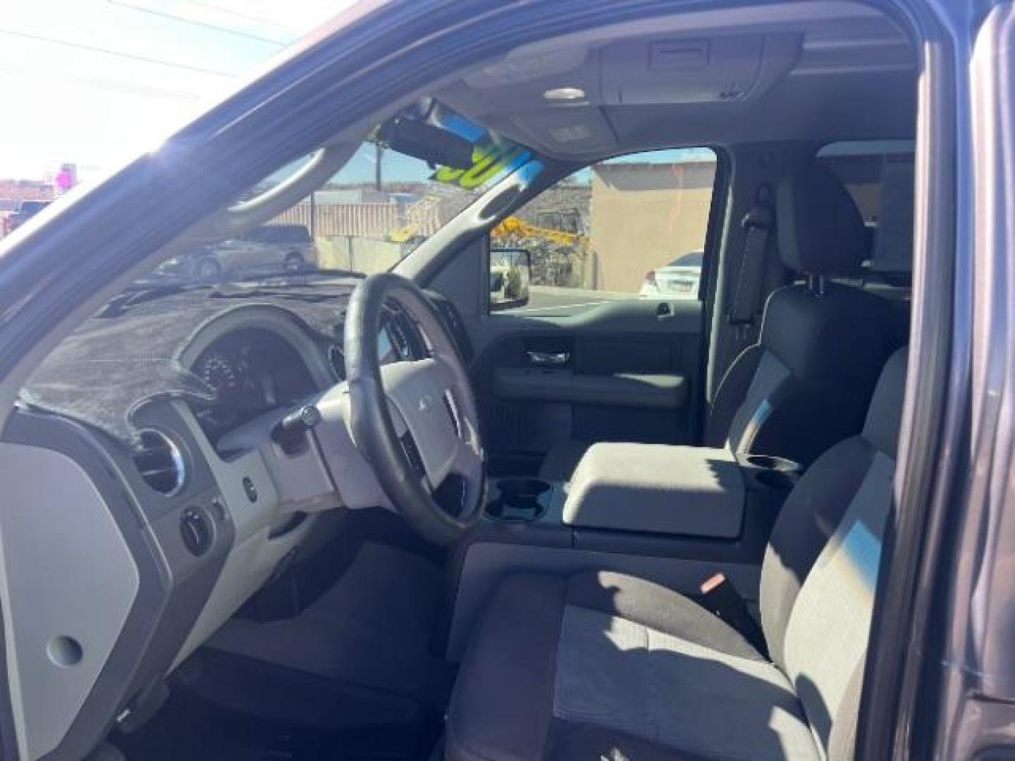 2005 Dark Shadow Gray Clearcoat Metallic /Dark Flint Ford F-150 XLT (1FTRW12W05F) with an Triton 4.6L V-8 regular unleaded engine, AUTOMATIC transmission, located at 1865 East Red Hills Pkwy, St. George, 84770, (435) 628-0023, 37.120850, -113.543640 - We specialize in helping ALL people get the best financing available. No matter your credit score, good, bad or none we can get you an amazing rate. Had a bankruptcy, divorce, or repossessions? We give you the green light to get your credit back on the road. Low down and affordable payments that fit - Photo#14