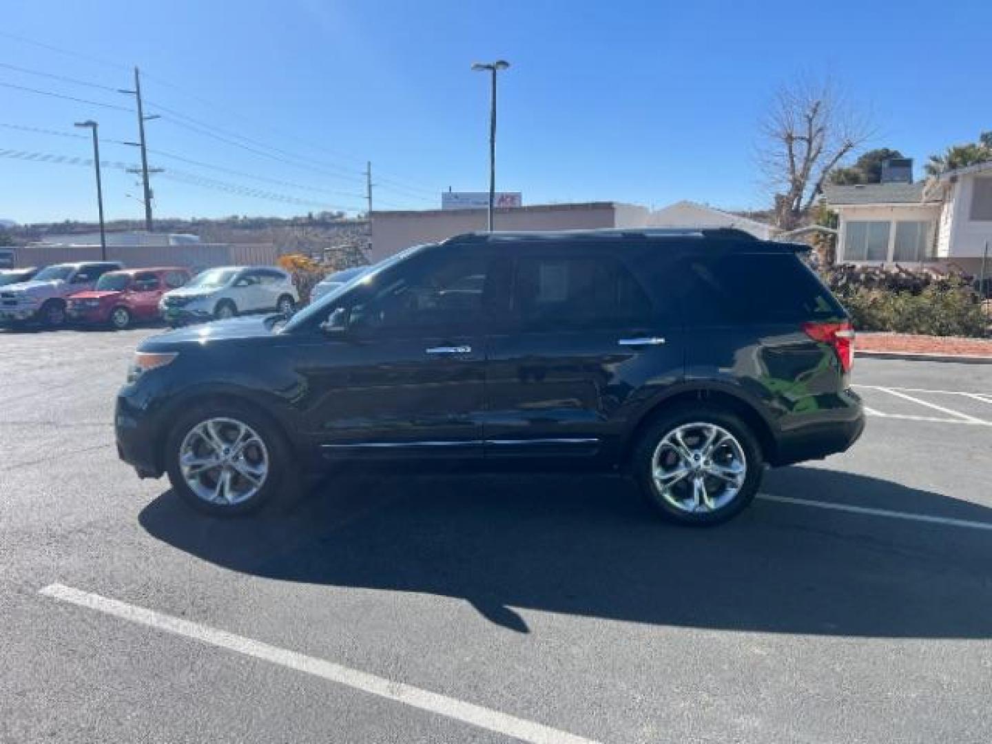 2013 Tuxedo Black Metallic /Charcoal Black Perforated Leather Interior Ford Explorer Limited FWD (1FM5K7F89DG) with an 3.5L V6 DOHC 24V engine, 6-Speed Automatic transmission, located at 1865 East Red Hills Pkwy, St. George, 84770, (435) 628-0023, 37.120850, -113.543640 - Photo#3