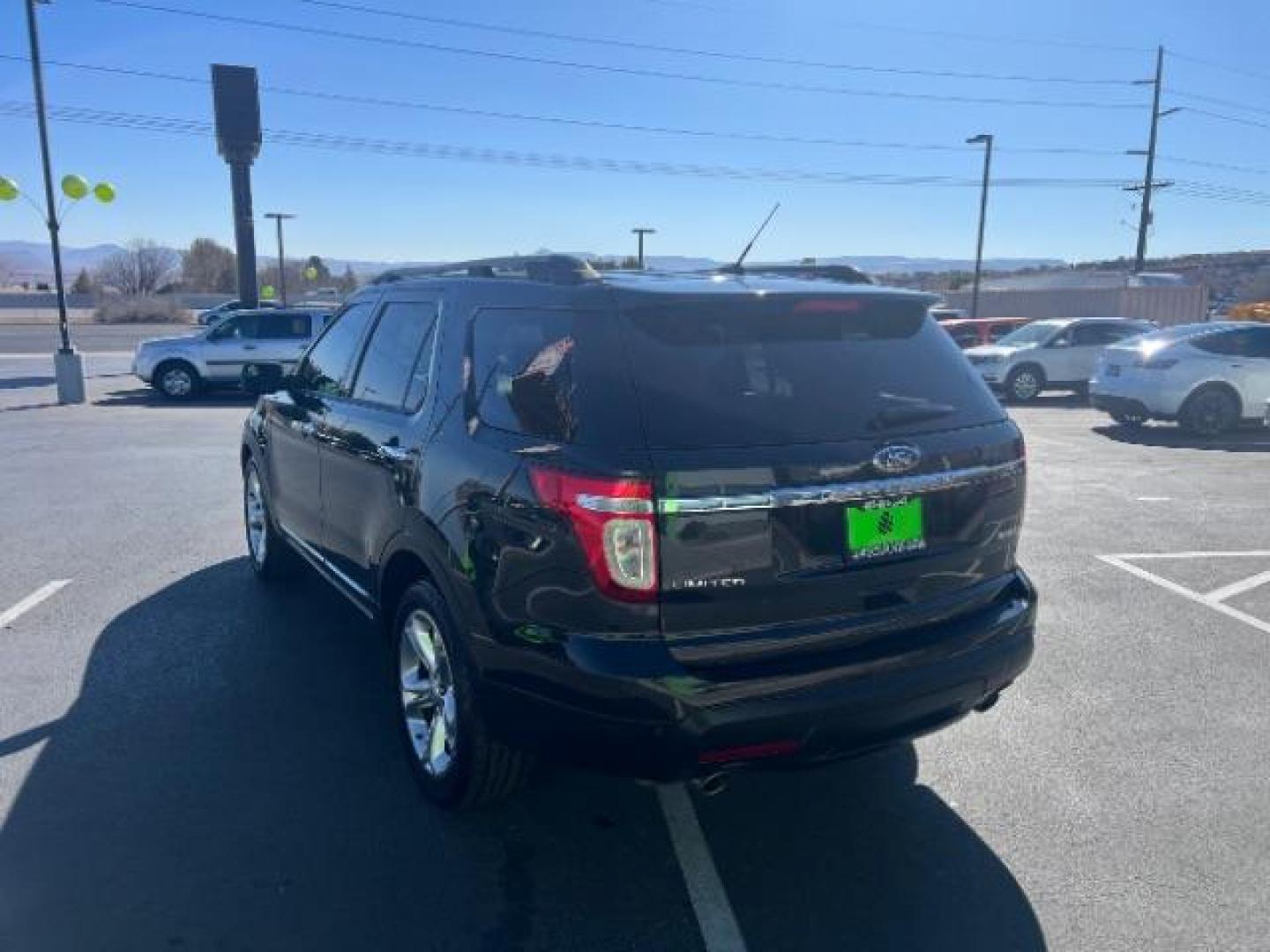 2013 Tuxedo Black Metallic /Charcoal Black Perforated Leather Interior Ford Explorer Limited FWD (1FM5K7F89DG) with an 3.5L V6 DOHC 24V engine, 6-Speed Automatic transmission, located at 1865 East Red Hills Pkwy, St. George, 84770, (435) 628-0023, 37.120850, -113.543640 - Photo#4