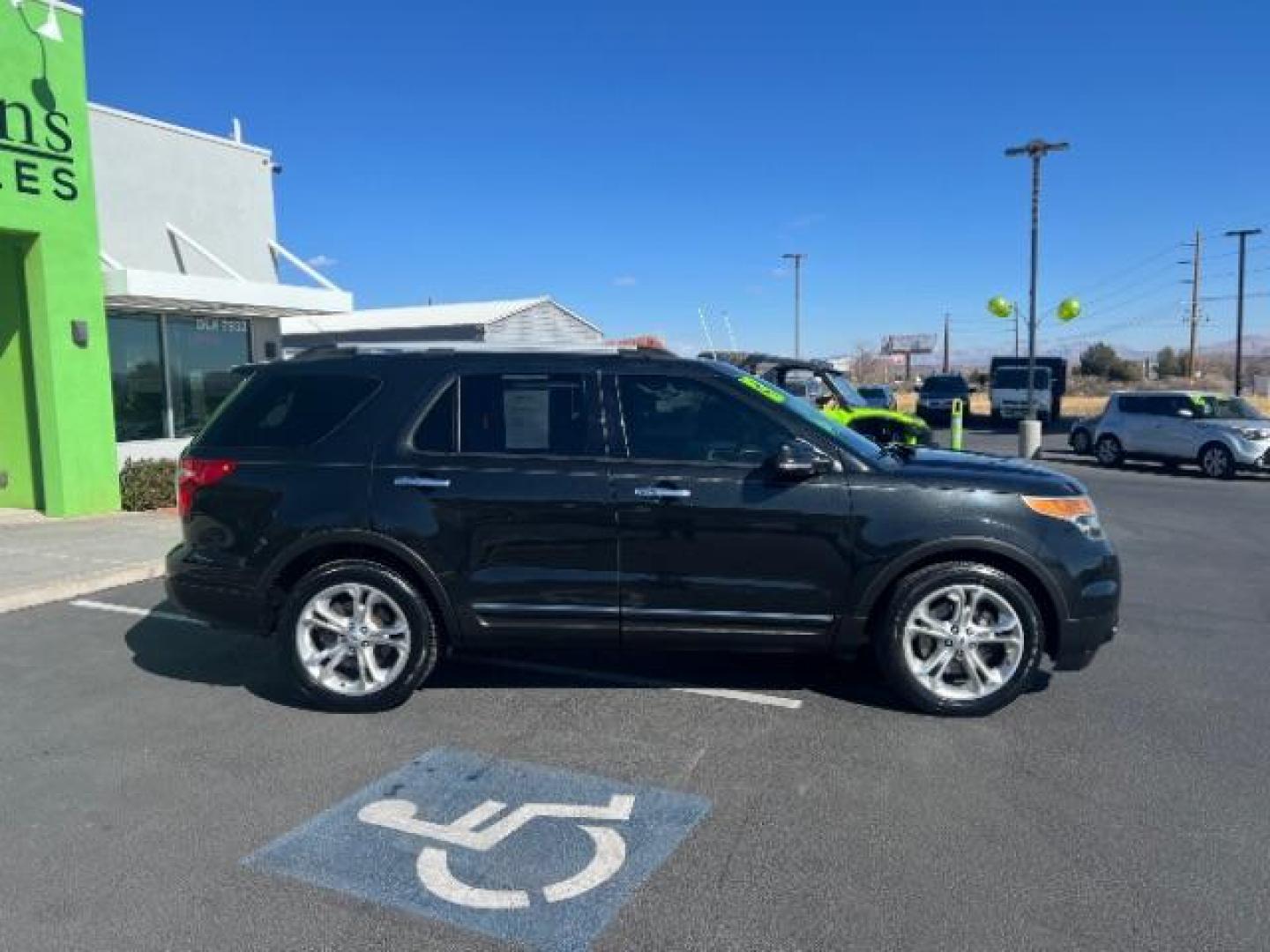 2013 Tuxedo Black Metallic /Charcoal Black Perforated Leather Interior Ford Explorer Limited FWD (1FM5K7F89DG) with an 3.5L V6 DOHC 24V engine, 6-Speed Automatic transmission, located at 1865 East Red Hills Pkwy, St. George, 84770, (435) 628-0023, 37.120850, -113.543640 - Photo#7