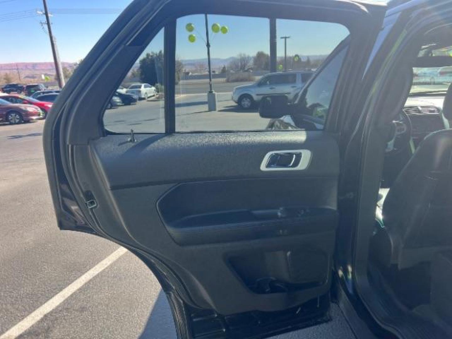 2013 Tuxedo Black Metallic /Charcoal Black Perforated Leather Interior Ford Explorer Limited FWD (1FM5K7F89DG) with an 3.5L V6 DOHC 24V engine, 6-Speed Automatic transmission, located at 1865 East Red Hills Pkwy, St. George, 84770, (435) 628-0023, 37.120850, -113.543640 - Photo#21