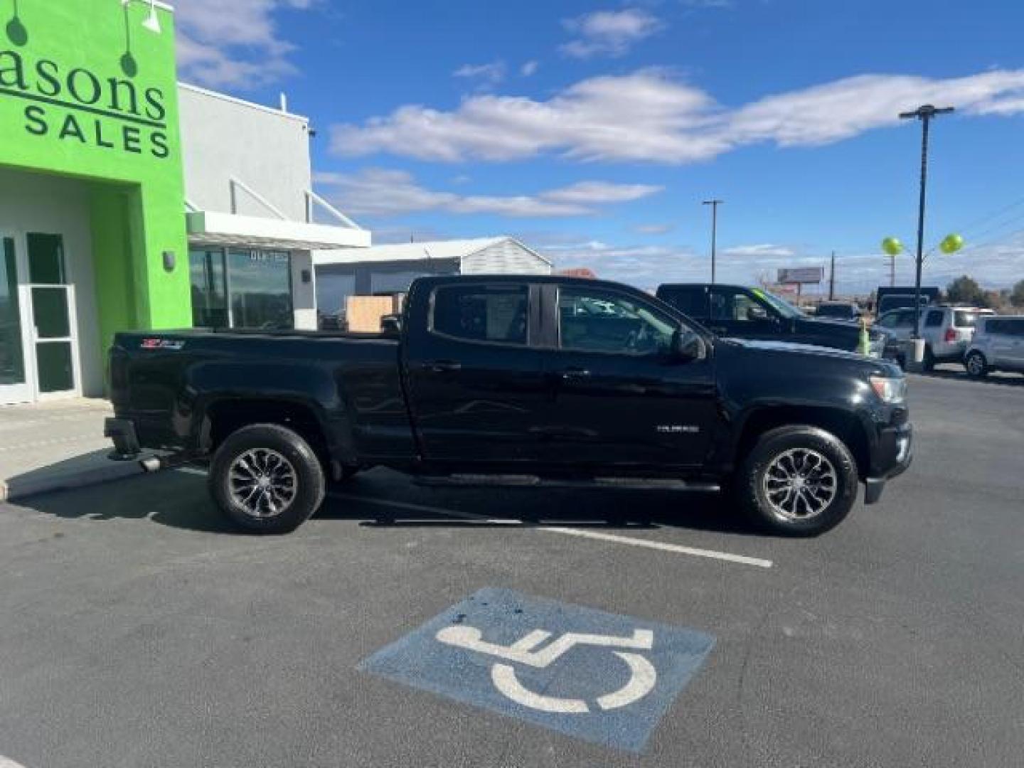 2016 Black /Black Leather Interior Chevrolet Colorado Z71 Crew Cab 4WD Long Box (1GCGTDE39G1) with an 3.6L V6 DOHC 24V GAS engine, 6-Speed Automatic transmission, located at 1865 East Red Hills Pkwy, St. George, 84770, (435) 628-0023, 37.120850, -113.543640 - We specialize in helping ALL people get the best financing available. No matter your credit score, good, bad or none we can get you an amazing rate. Had a bankruptcy, divorce, or repossessions? We give you the green light to get your credit back on the road. Low down and affordable payments that fit - Photo#7