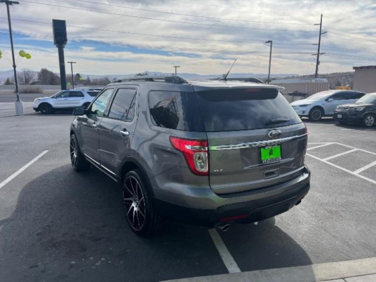 2014 Gray /Black Leather Interior Ford Explorer S (1FM5K7D82EG) with an 3.5L V6 DOHC 24V engine, 6-Speed Automatic transmission, located at 940 North Main Street, Cedar City, UT, 84720, (435) 628-0023, 37.692936, -113.061897 - We specialize in helping ALL people get the best financing available. No matter your credit score, good, bad or none we can get you an amazing rate. Had a bankruptcy, divorce, or repossessions? We give you the green light to get your credit back on the road. Low down and affordable payments that fit - Photo#4