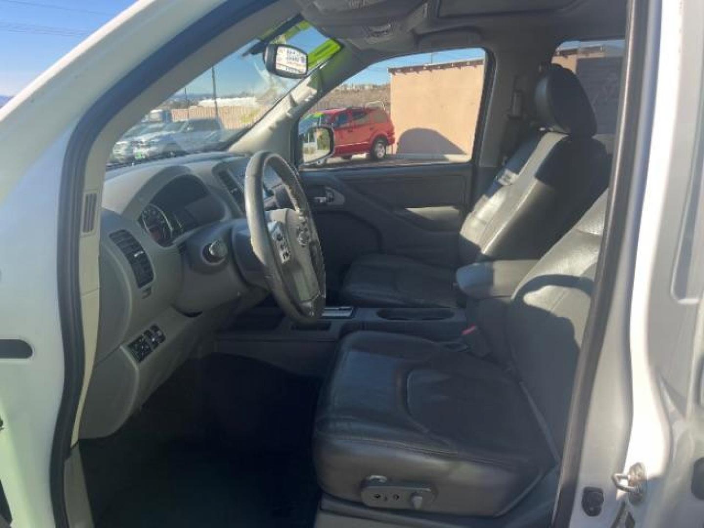 2019 Glacier White /Steel Nissan Frontier SL (1N6AD0EV1KN) with an 4.0L V6 DOHC 24V engine, 5-Speed Automatic transmission, located at 940 North Main Street, Cedar City, UT, 84720, (435) 628-0023, 37.692936, -113.061897 - Photo#14