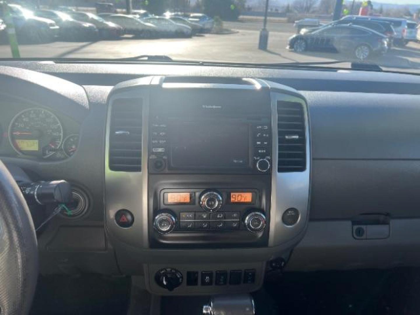 2019 Glacier White /Steel Nissan Frontier SL (1N6AD0EV1KN) with an 4.0L V6 DOHC 24V engine, 5-Speed Automatic transmission, located at 940 North Main Street, Cedar City, UT, 84720, (435) 628-0023, 37.692936, -113.061897 - Photo#18