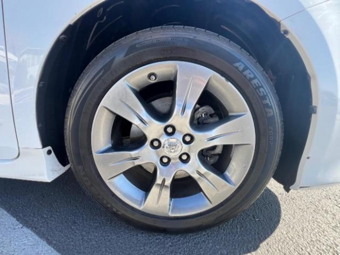 2015 White /Black Toyota Sienna SE FWD 8-Passenger V6 (5TDXK3DC8FS) with an 3.5L V6 EFI DOHC 24V engine, 5-Speed Automatic transmission, located at 1865 East Red Hills Pkwy, St. George, 84770, (435) 628-0023, 37.120850, -113.543640 - We specialize in helping ALL people get the best financing available. No matter your credit score, good, bad or none we can get you an amazing rate. Had a bankruptcy, divorce, or repossessions? We give you the green light to get your credit back on the road. Low down and affordable payments that fit - Photo#8