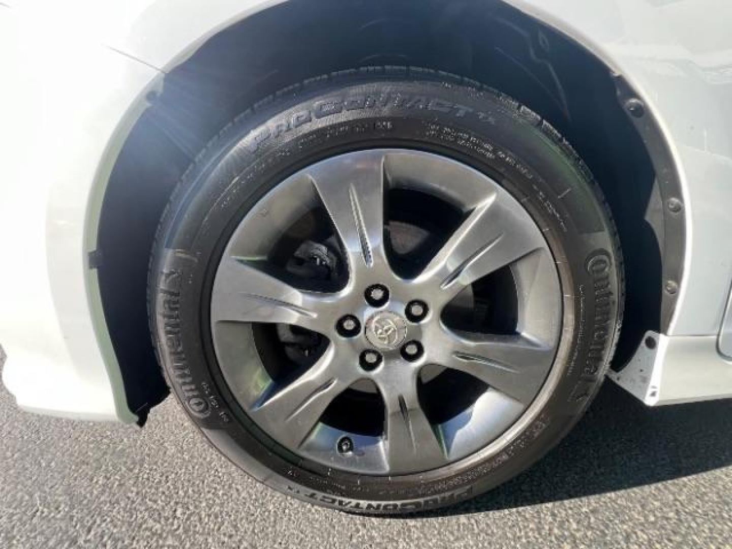 2015 White /Black Toyota Sienna SE FWD 8-Passenger V6 (5TDXK3DC8FS) with an 3.5L V6 EFI DOHC 24V engine, 5-Speed Automatic transmission, located at 1865 East Red Hills Pkwy, St. George, 84770, (435) 628-0023, 37.120850, -113.543640 - We specialize in helping ALL people get the best financing available. No matter your credit score, good, bad or none we can get you an amazing rate. Had a bankruptcy, divorce, or repossessions? We give you the green light to get your credit back on the road. Low down and affordable payments that fit - Photo#9